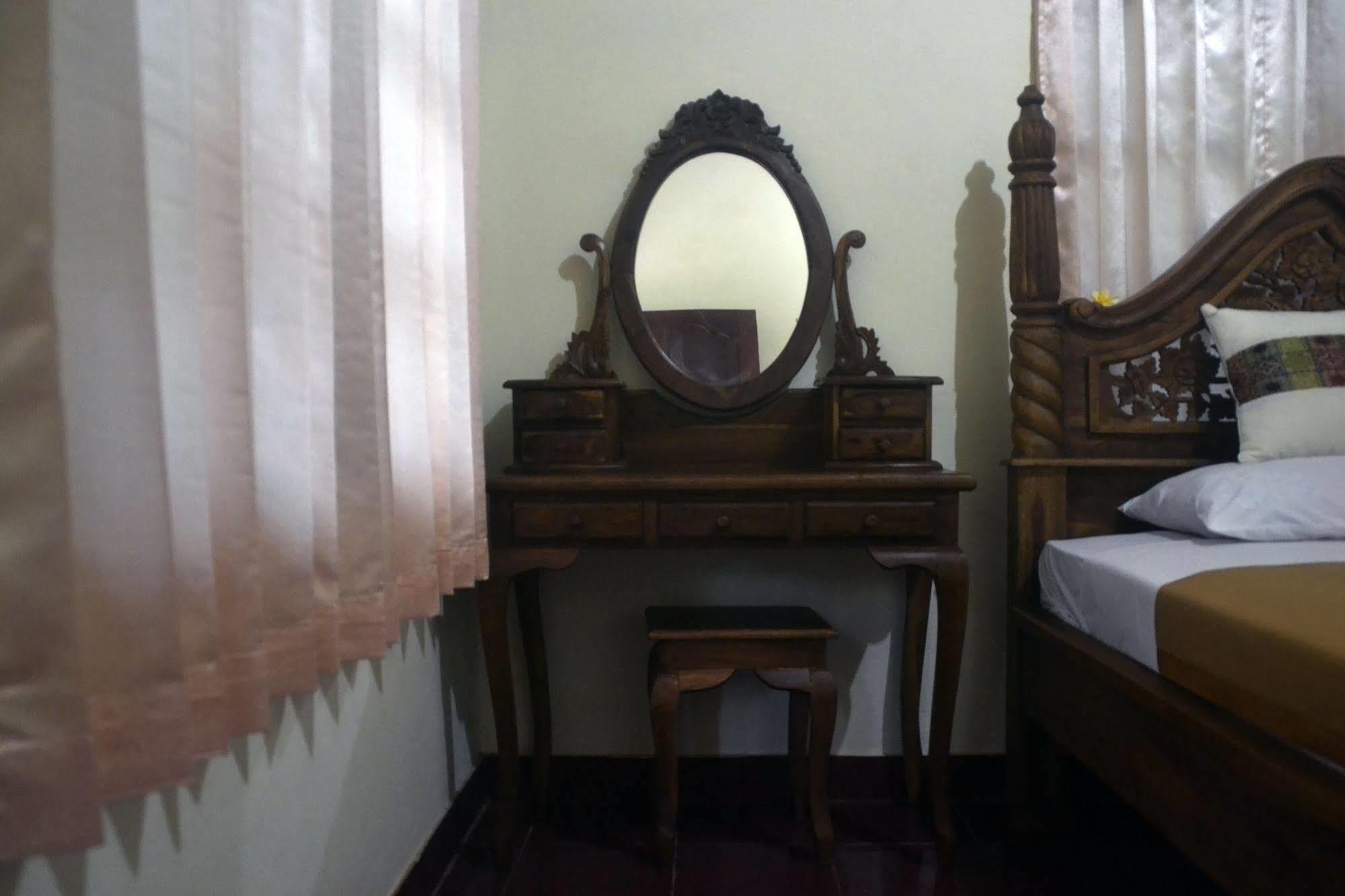 Oyo 1946 Terrace Campuhan Ubud  Bagian luar foto